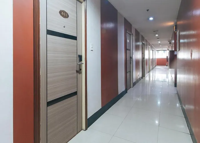 Hotel Reddoorz @ Riches Avenida